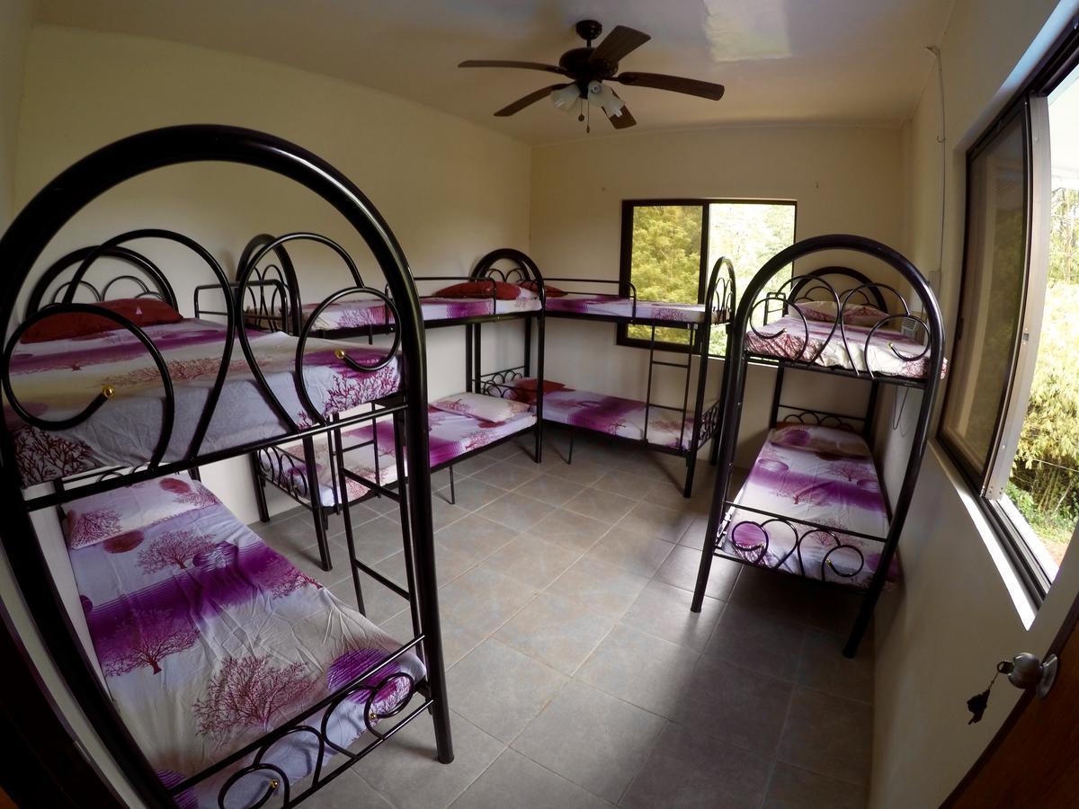 Fat Monkey Hostel Coron Zewnętrze zdjęcie