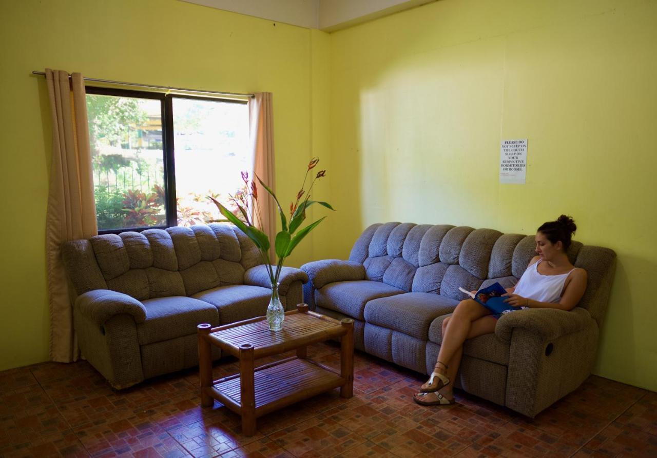 Fat Monkey Hostel Coron Zewnętrze zdjęcie