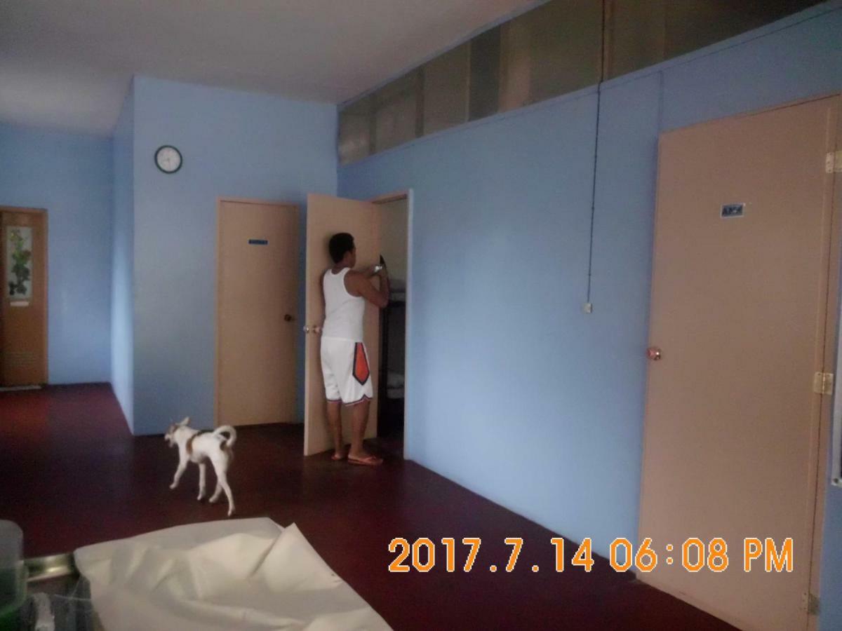 Fat Monkey Hostel Coron Zewnętrze zdjęcie