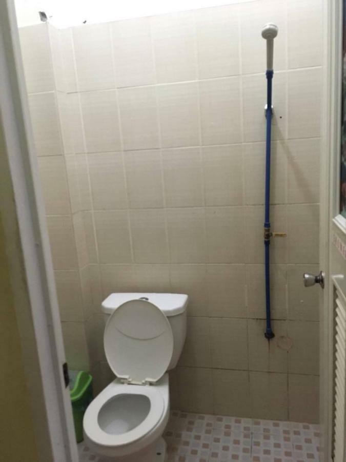 Fat Monkey Hostel Coron Zewnętrze zdjęcie